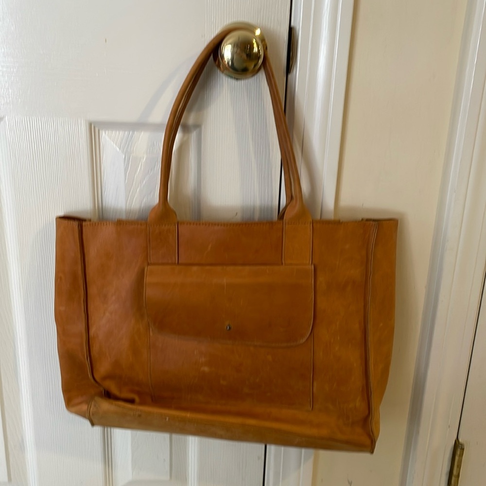 Able Mare leather tote